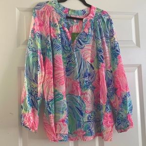 Lilly Pulitzer ELSA top. Beach Please print. 100% silk.